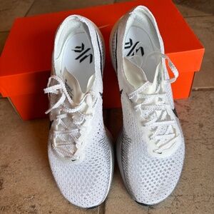 Nike women’s Nike ZoomX Vaporfly 3